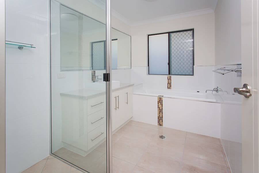 20 Bachelor Court, MARIAN QLD 4753, Marian - Thumbnail 7