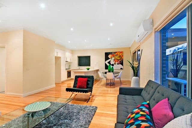 45 Steane Street, RESERVOIR VIC 3073, Reservoir - Thumbnail 3