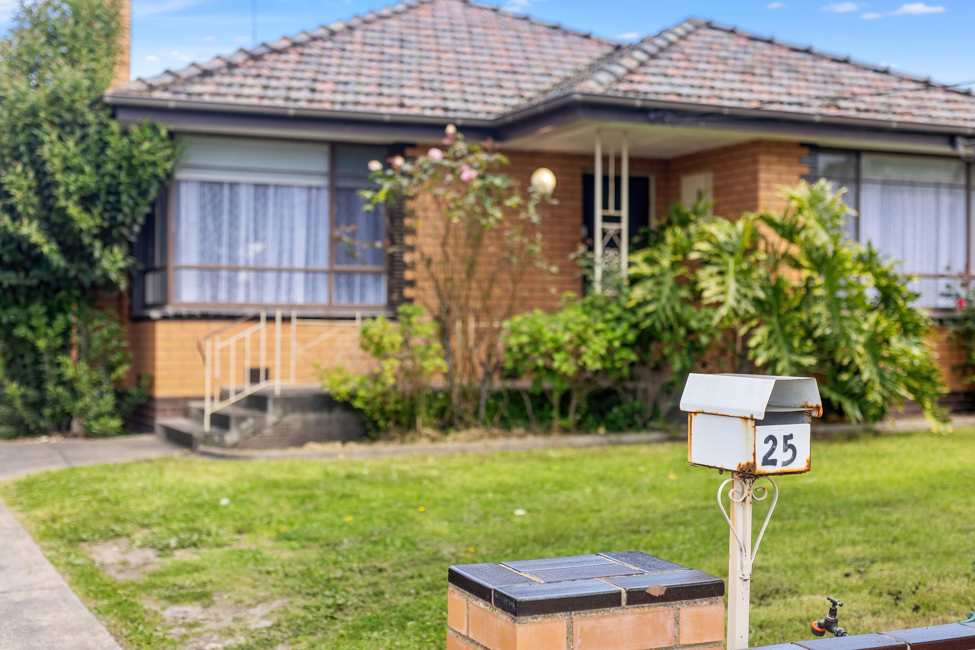 25 Louise Street, Lalor VIC 3075, Lalor - Thumbnail 3
