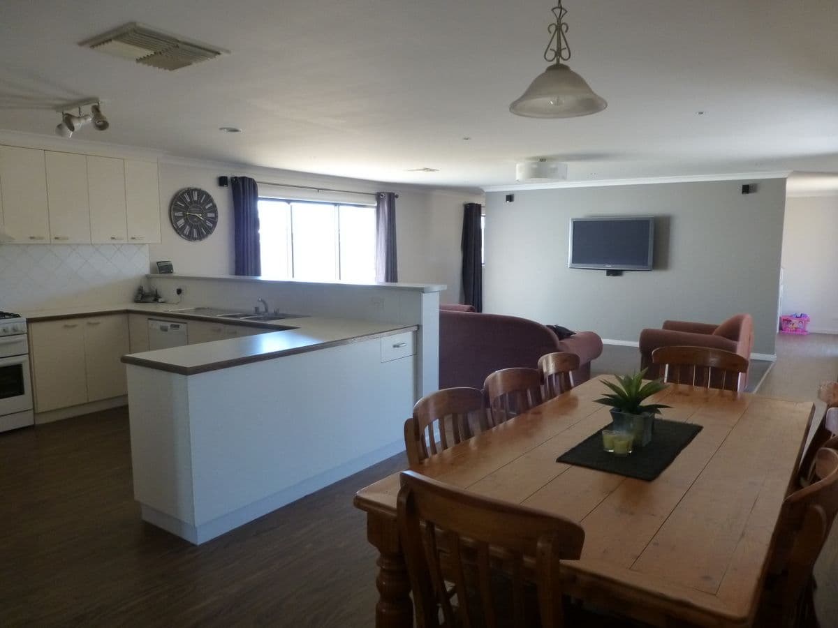 4 Mclaren Drive, Moama - Thumbnail 3