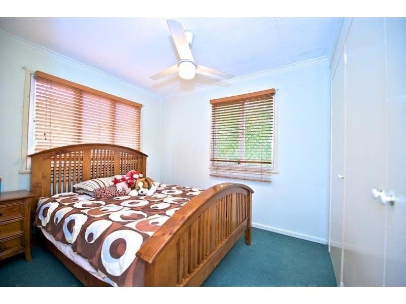 11 Janzoon Street, ARCHERFIELD QLD 4108, Archerfield - Thumbnail 4