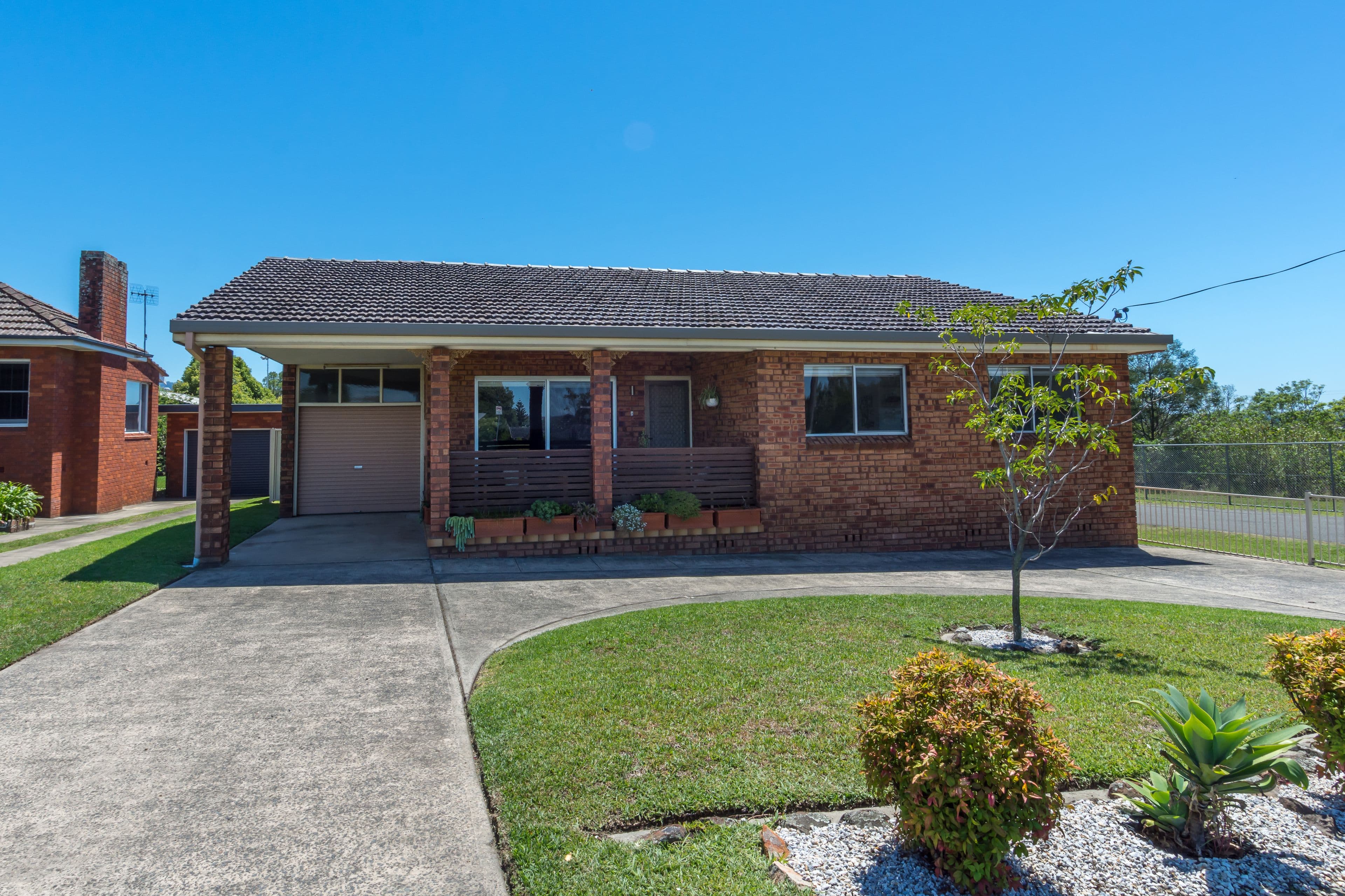 3 Cambewarra Road, Bomaderry - Image 1
