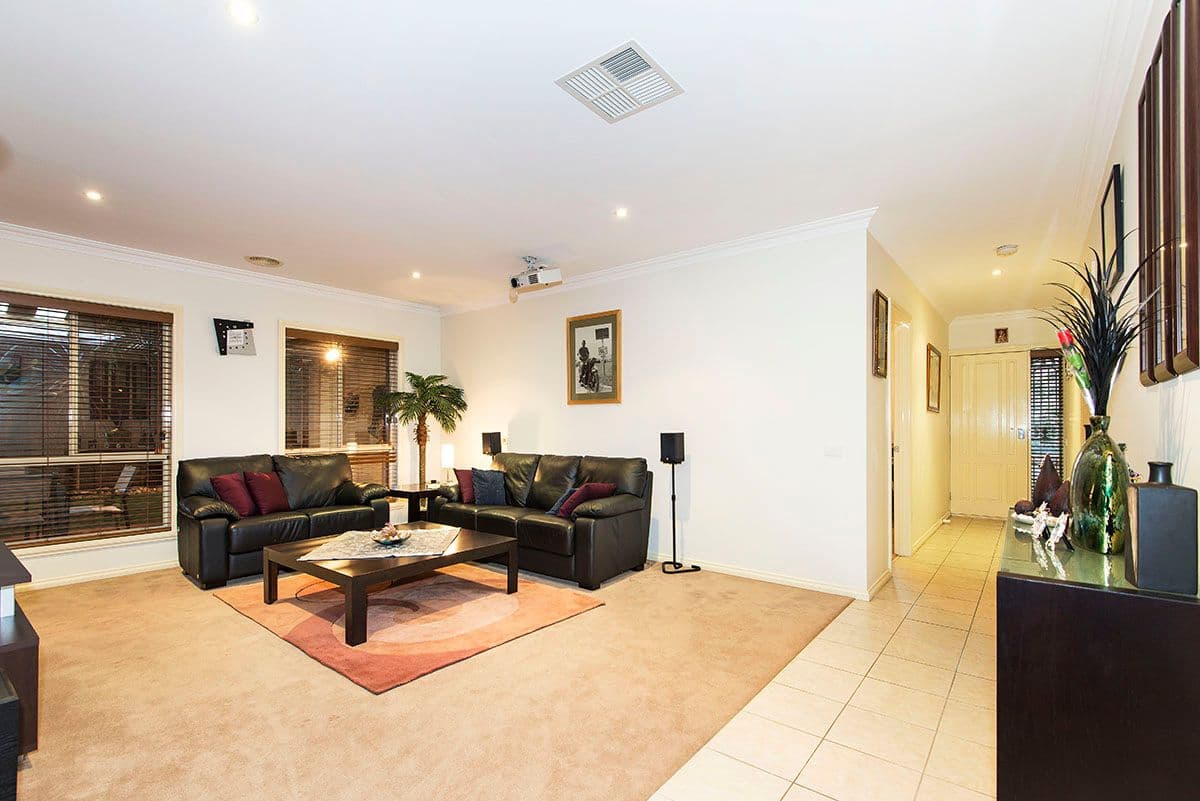 19 Woodruff Road, South Morang VIC 3752, South Morang - Thumbnail 3