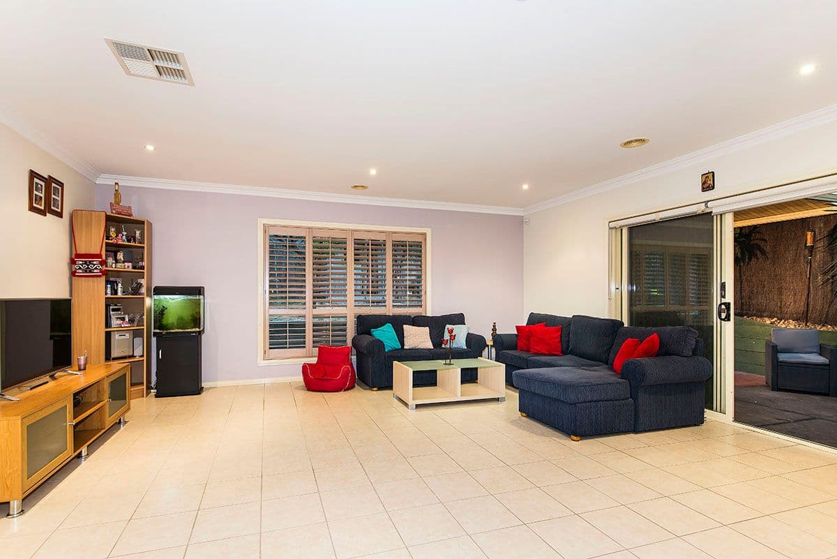 19 Woodruff Road, South Morang VIC 3752, South Morang - Thumbnail 6