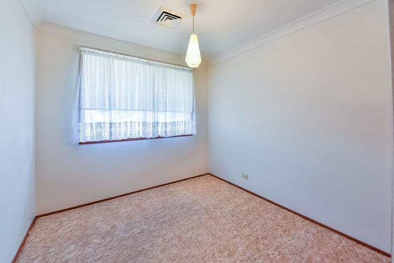 4 Cedar Avenue, Bradbury NSW 2560, Bradbury - Thumbnail 5