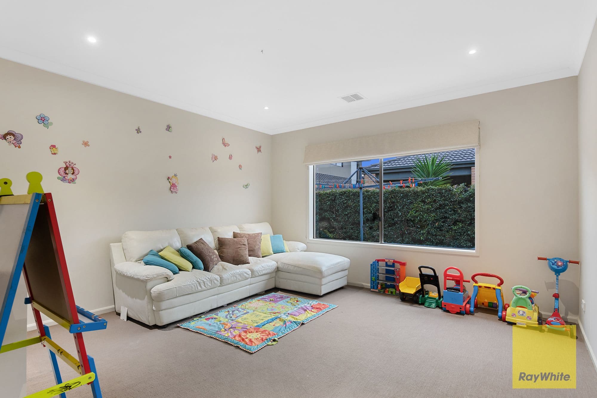 10 Mainview Boulevard, Truganina VIC 3029, Truganina - Thumbnail 8