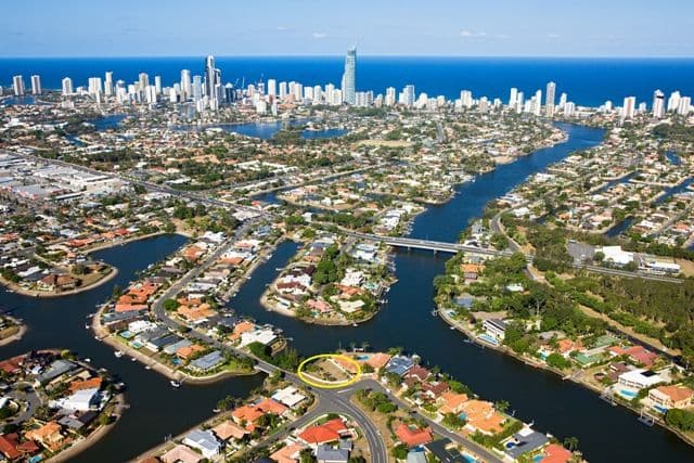 2 Emu Court, SORRENTO QLD 4217, Sorrento - Thumbnail 2