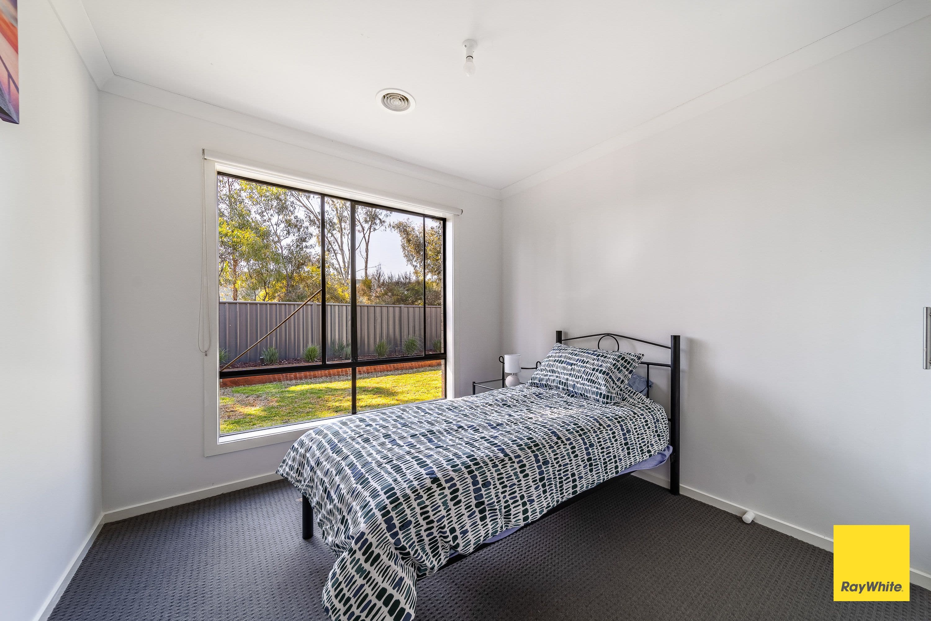 5 Yellowgum Drive, Epsom VIC 3551, Epsom - Thumbnail 8