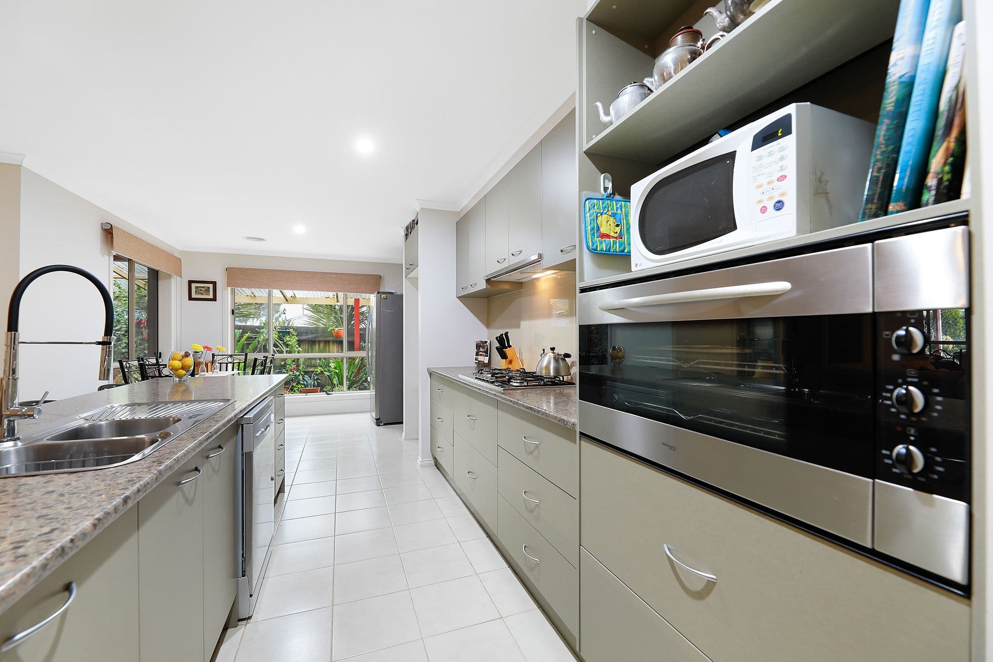 4 Evergreen Close, Drouin VIC 3818, Drouin - Thumbnail 2