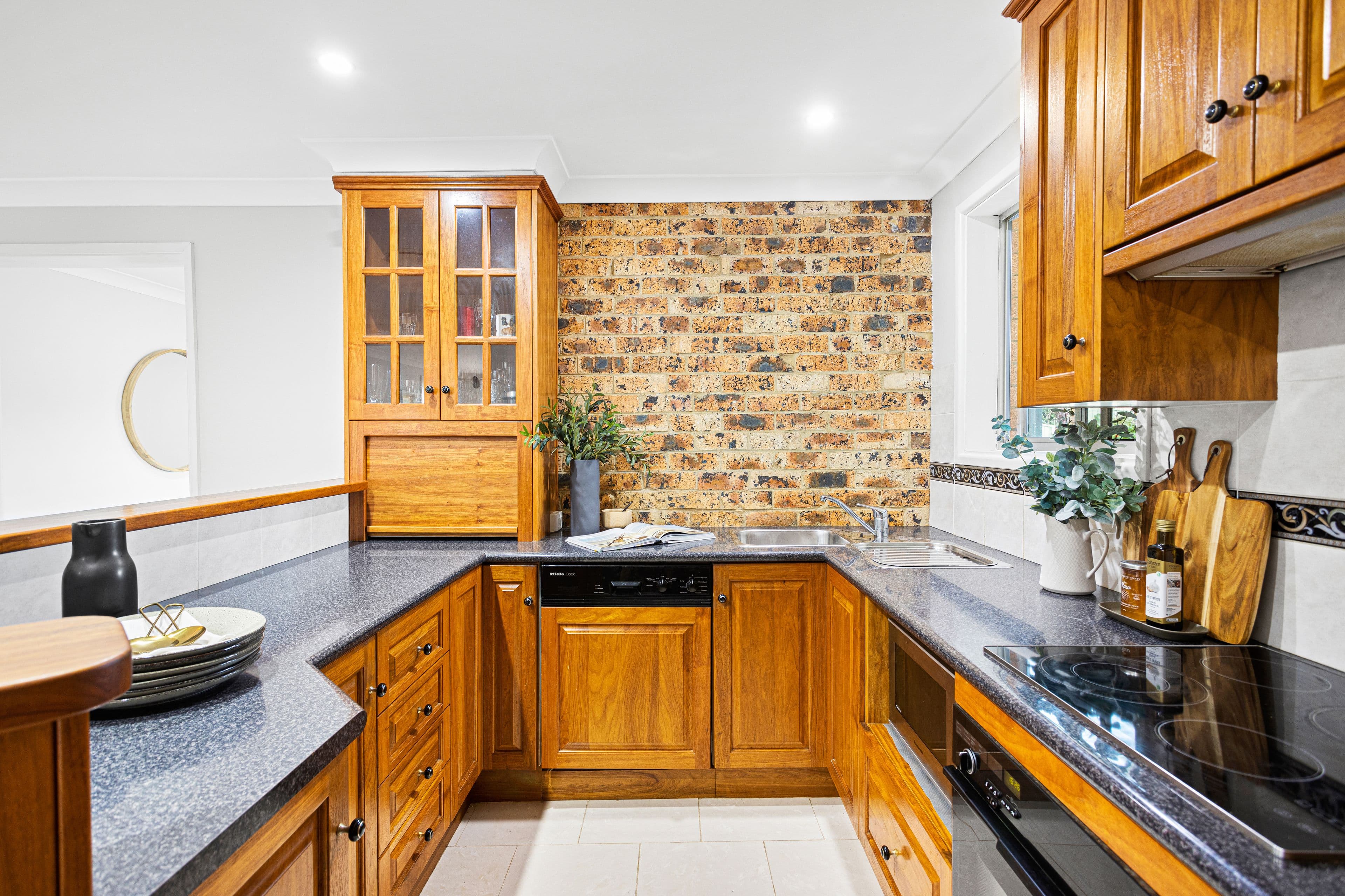 9 Jacaranda Avenue, Figtree NSW 2525, Figtree - Thumbnail 4