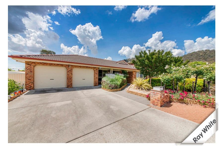 18 Dobell Circuit, Conder ACT 2906, Conder - Image 1