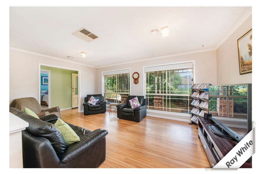 18 Dobell Circuit, Conder ACT 2906, Conder - Thumbnail 4