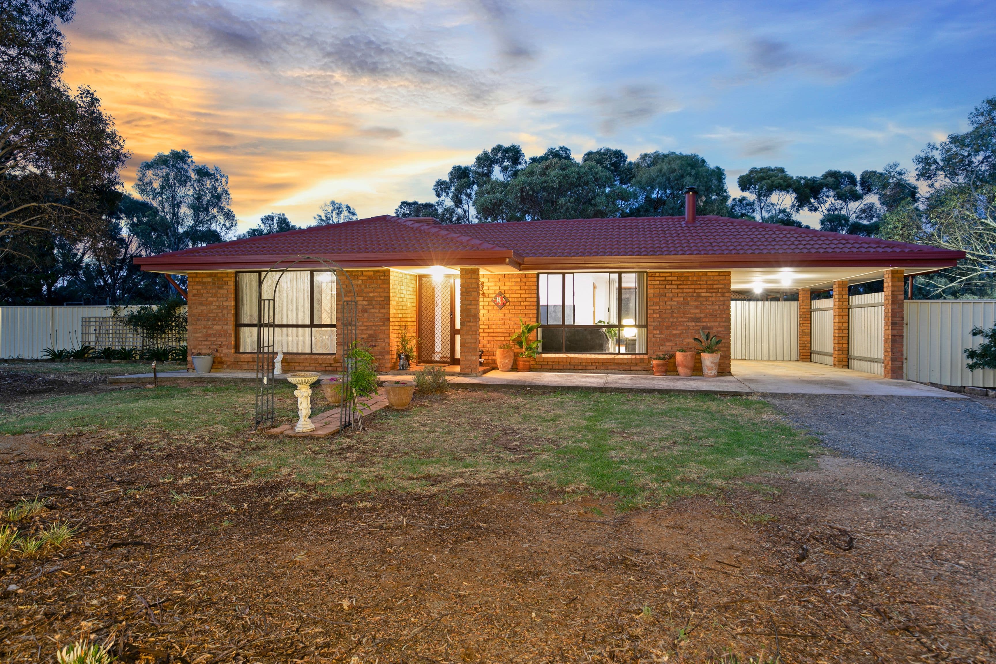 11 Connell Vale Road, Lewiston SA 5501, Lewiston - Thumbnail 2