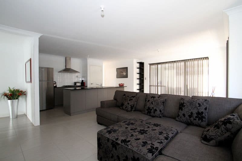 3 Parkfield Boulevard, BERTRAM WA 6167, Bertram - Thumbnail 5