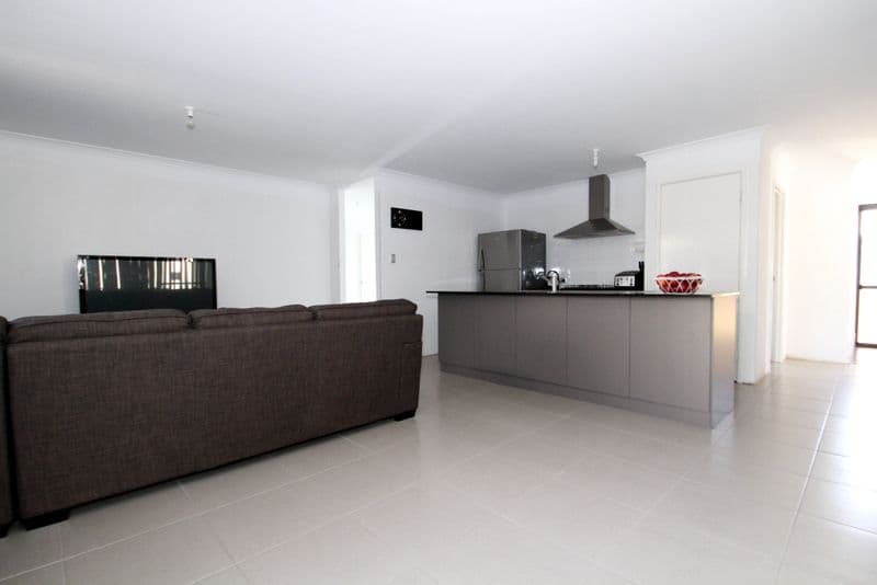 3 Parkfield Boulevard, BERTRAM WA 6167, Bertram - Thumbnail 6