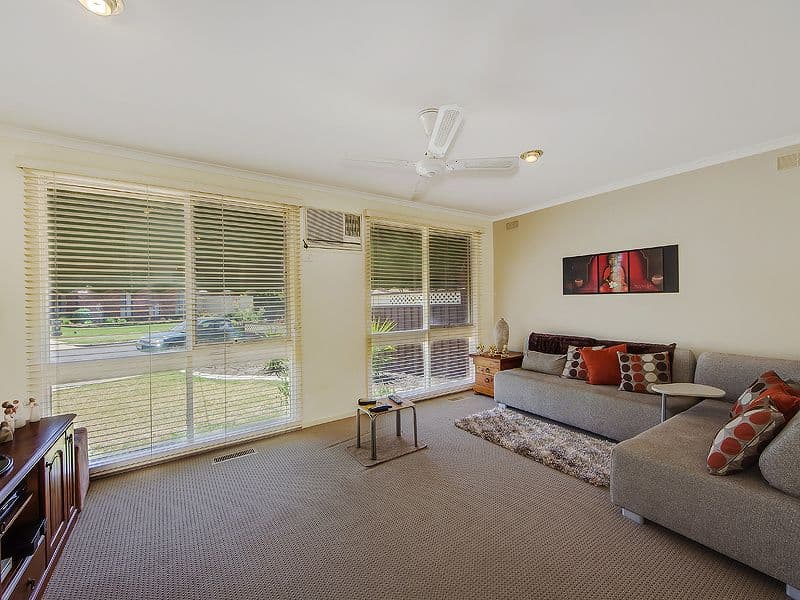 27 Concord Circuit, ALBANVALE VIC 3021, Albanvale - Thumbnail 2