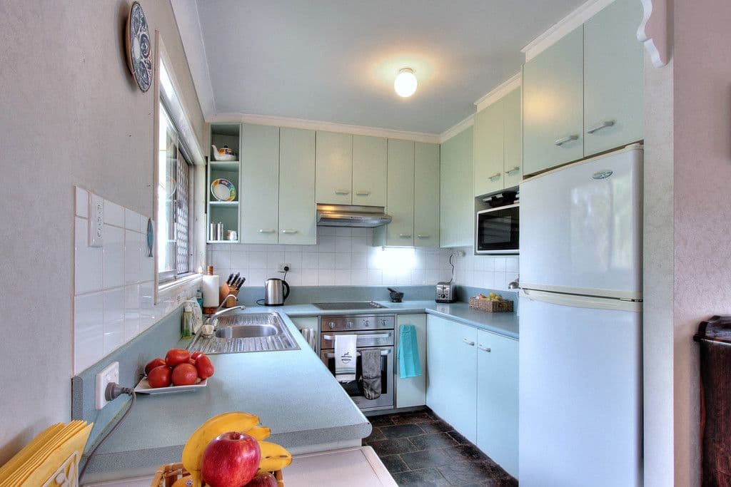 15 Greenview Avenue, Rochedale South QLD 4123, Rochedale South - Thumbnail 3