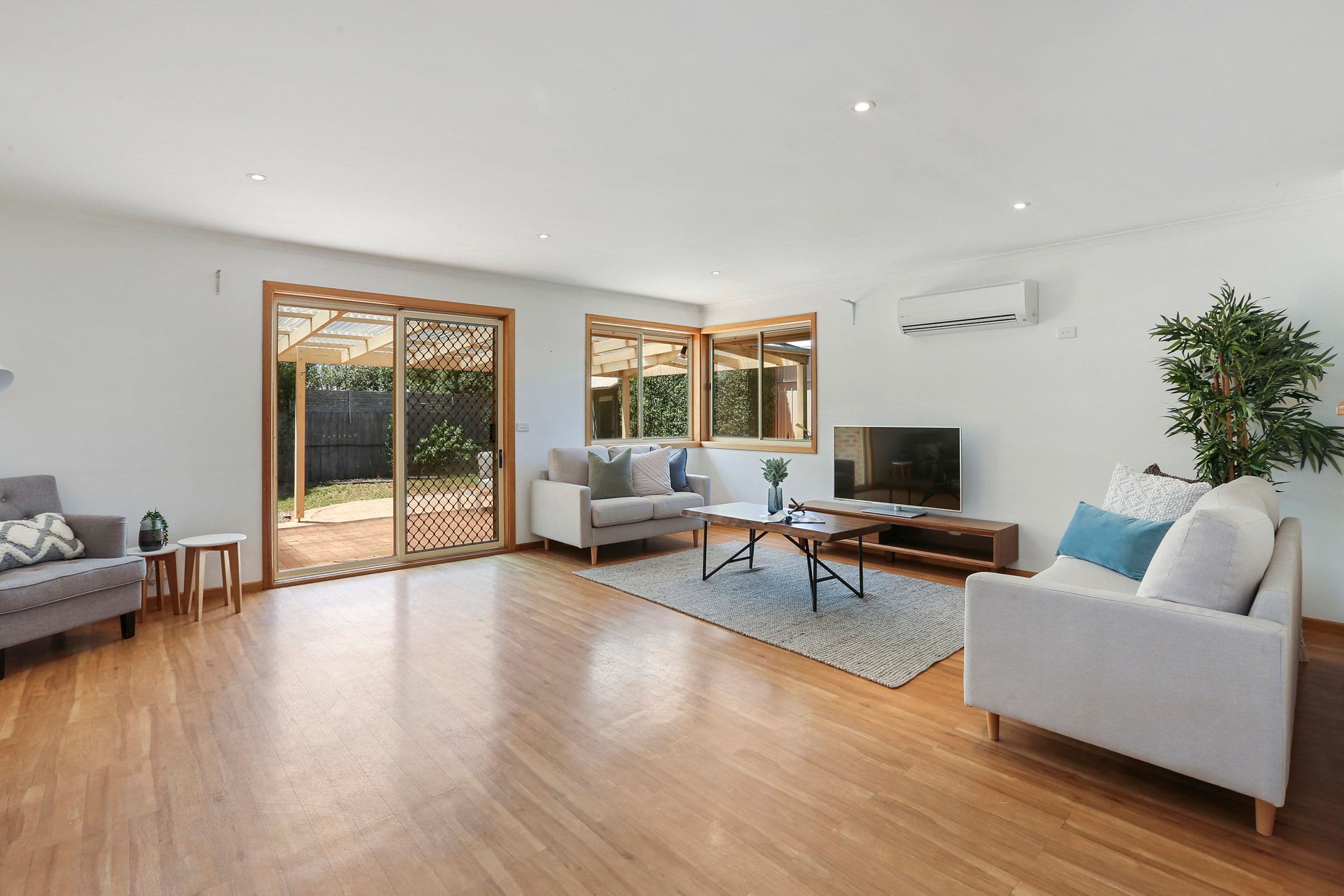 17 Duncan Drive, Lara VIC 3212, Lara - Thumbnail 2