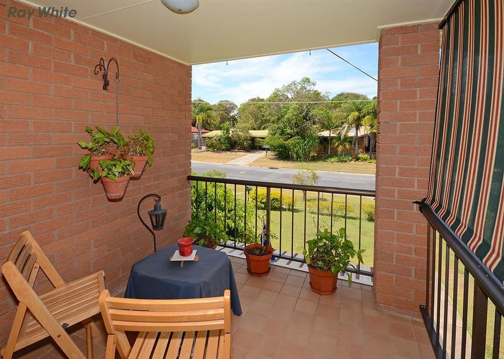 24 Vanda Street, URANGAN QLD 4655, Urangan - Thumbnail 3
