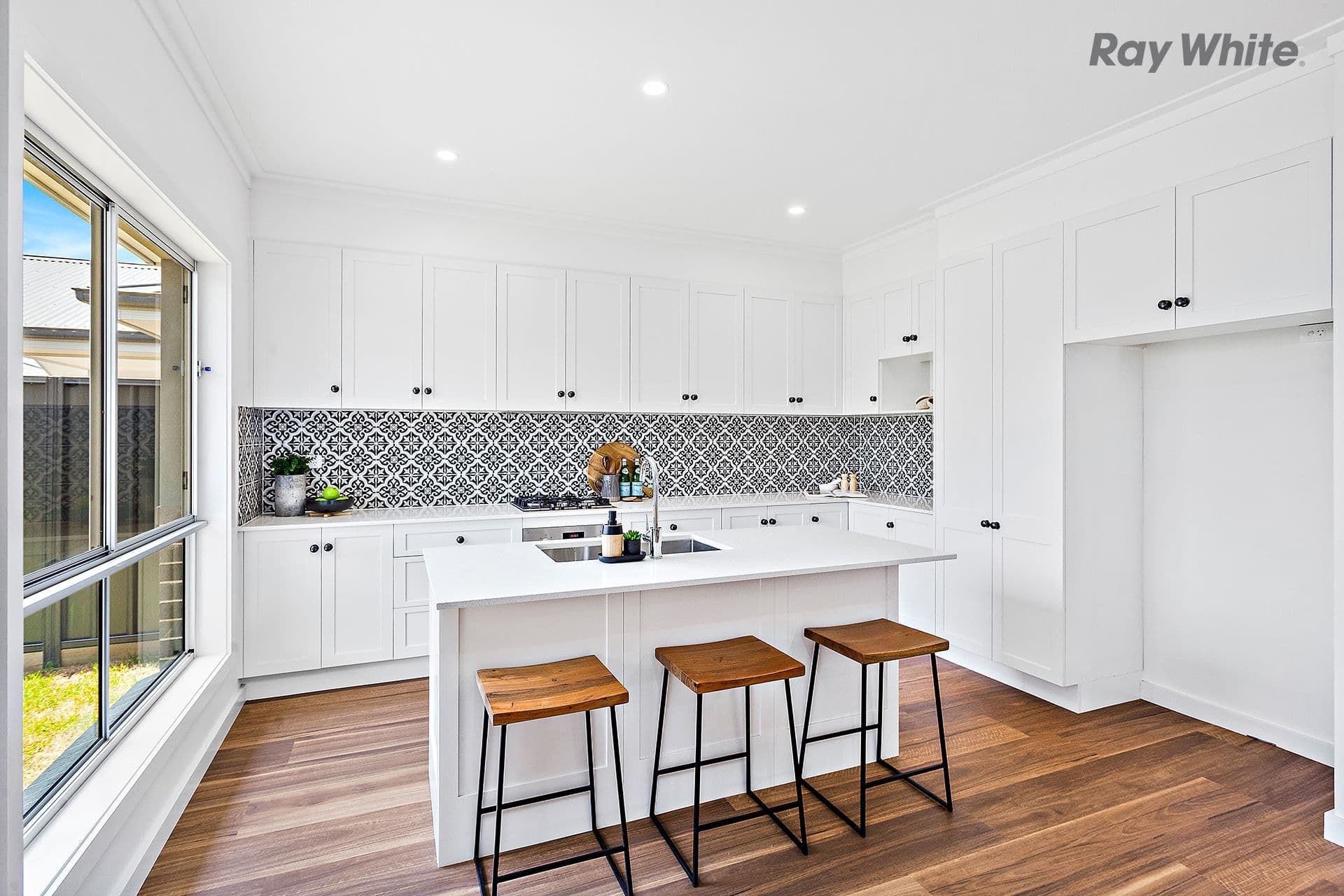 8 Nattai Crescent, Albion Park - Thumbnail 3