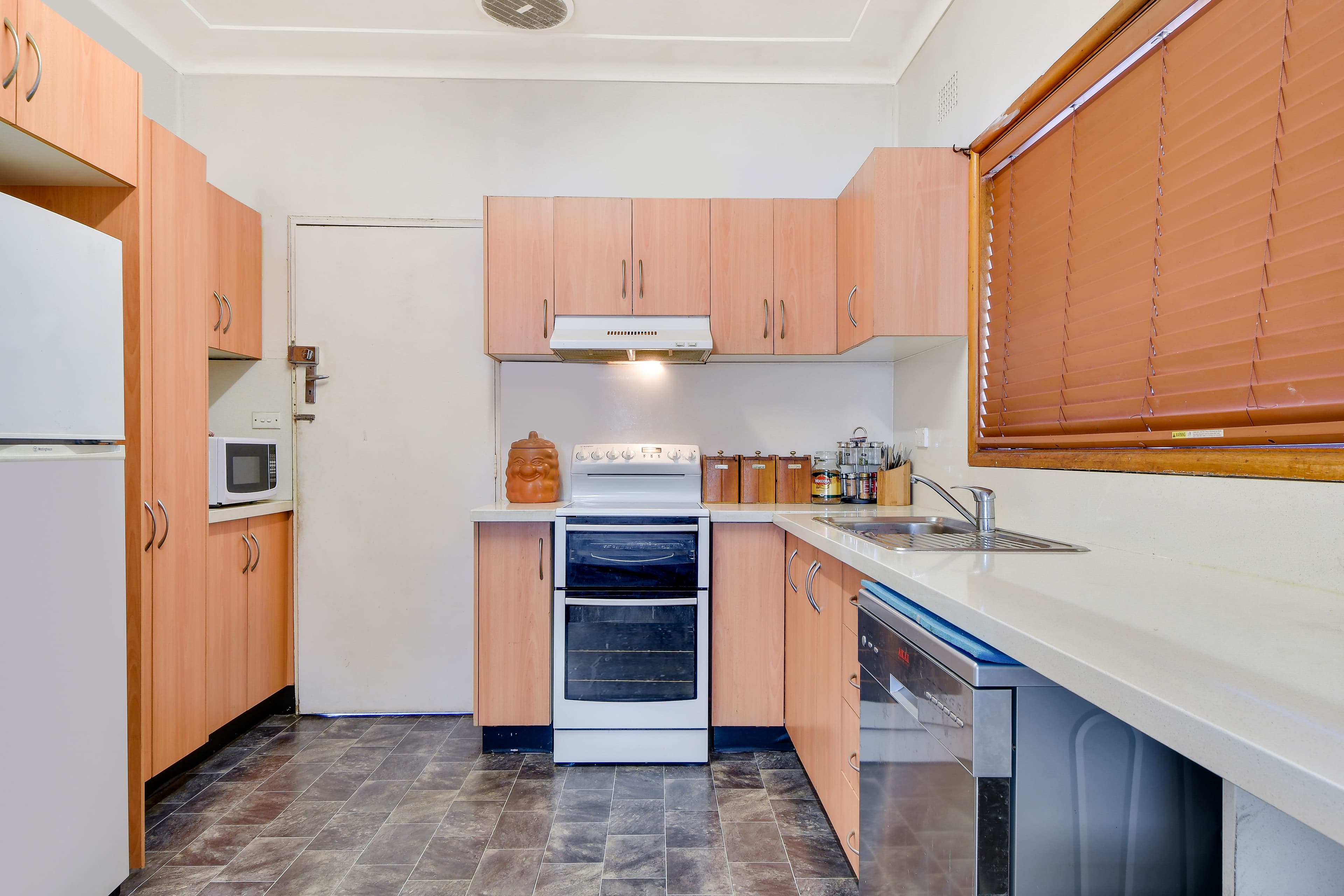 25 Austin Avenue, Campbelltown - Thumbnail 3