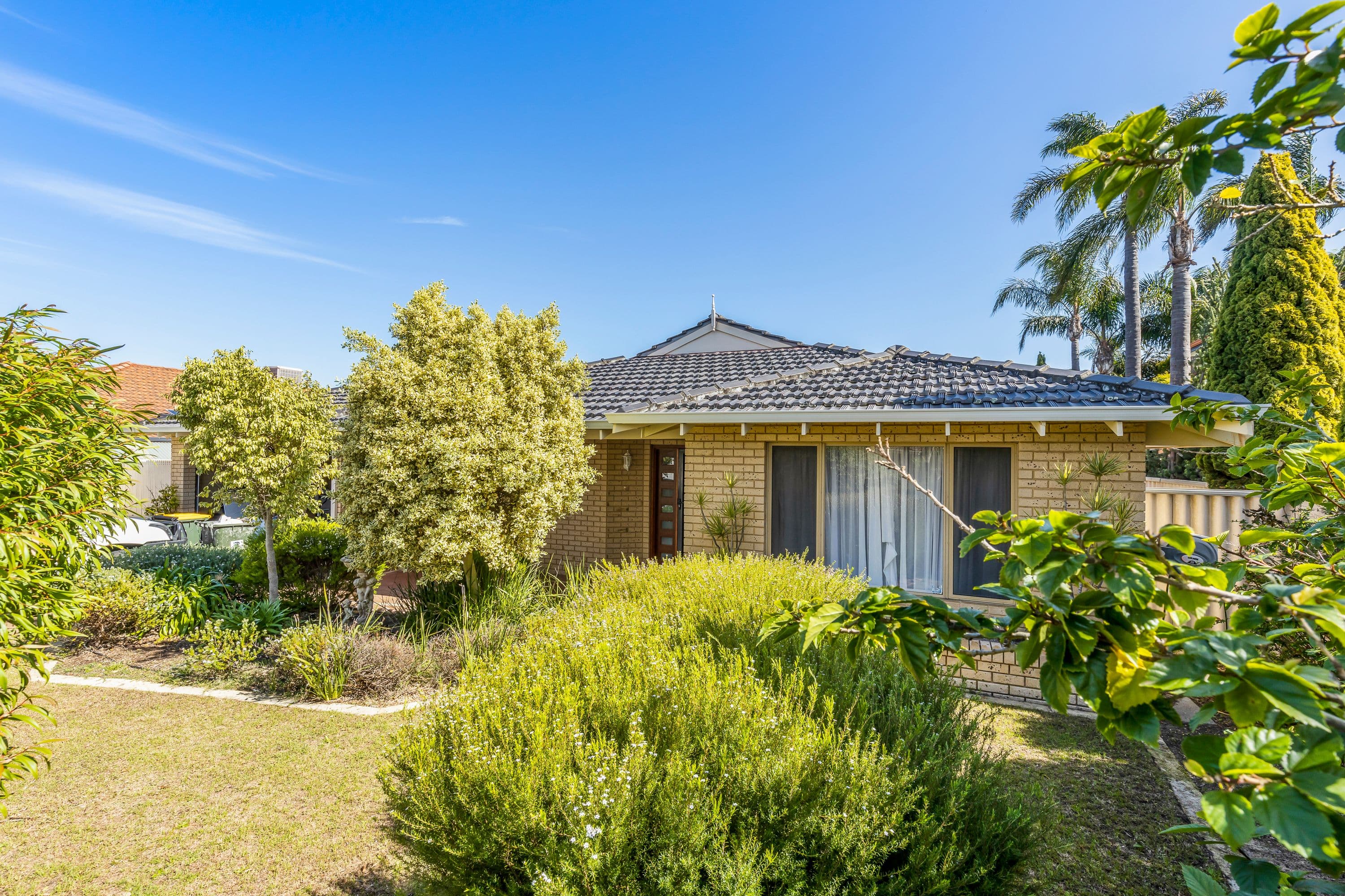 320 Summerlakes Parade, Ballajura WA 6066, Ballajura - Thumbnail 3