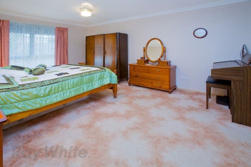 4 Mikkelsen Court, CAMIRA QLD 4300, Camira - Thumbnail 8