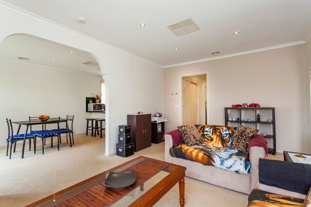 80 Wolseley Grove, BELL POST HILL VIC 3215, Bell Post Hill - Thumbnail 2