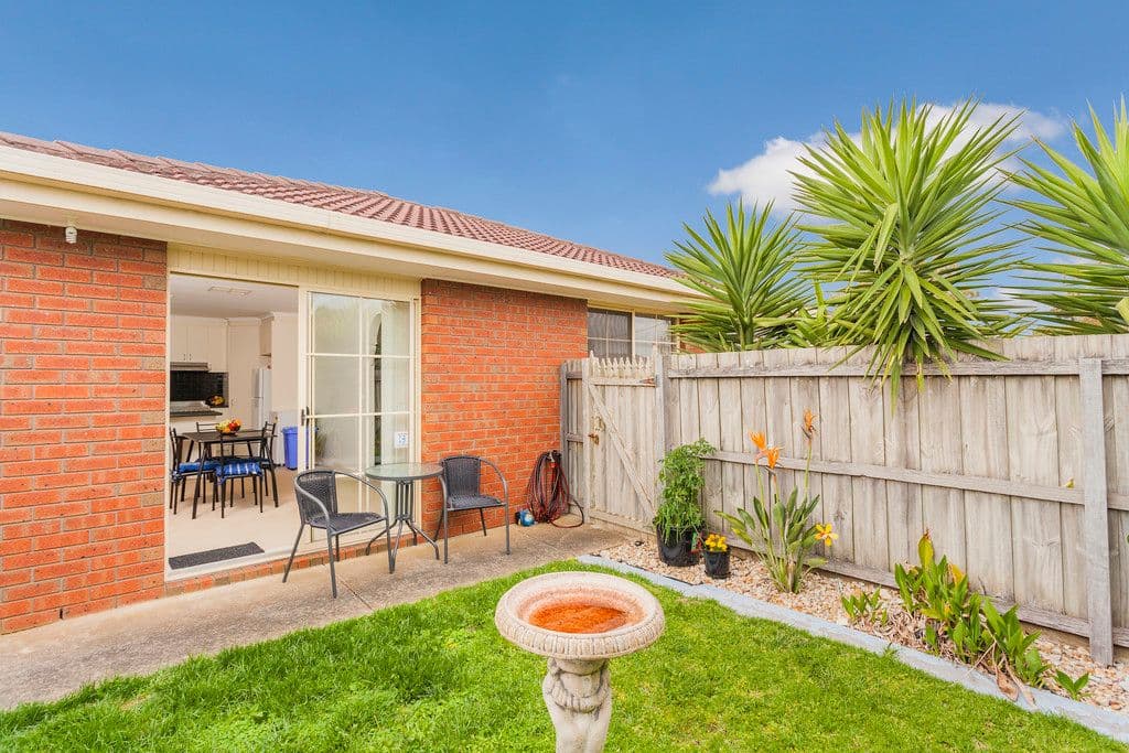 80 Wolseley Grove, BELL POST HILL VIC 3215, Bell Post Hill - Thumbnail 8