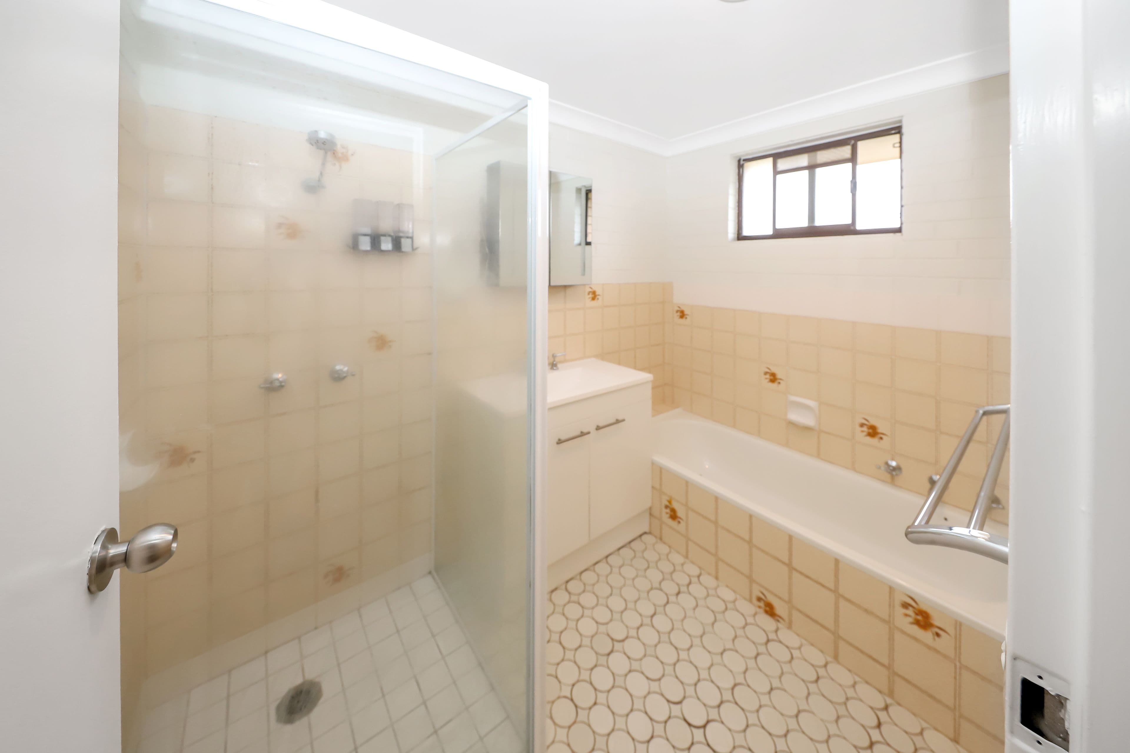 32-34 Bundara Crescent, Tumut NSW 2720, Tumut - Thumbnail 5