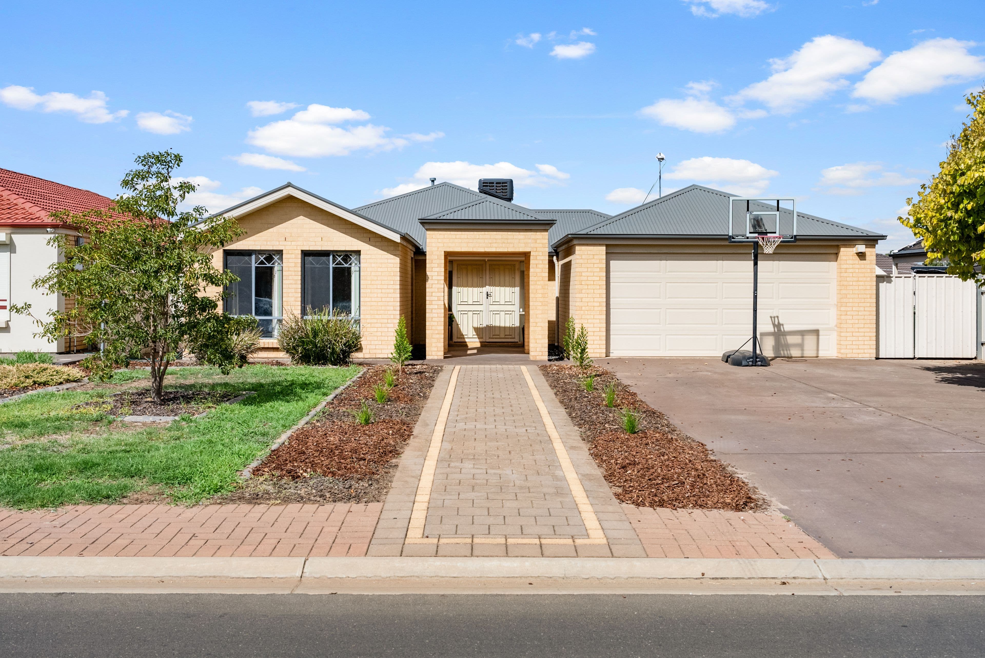19 Lakeland Road, Munno Para West SA 5115, Munno Para West - Image 1