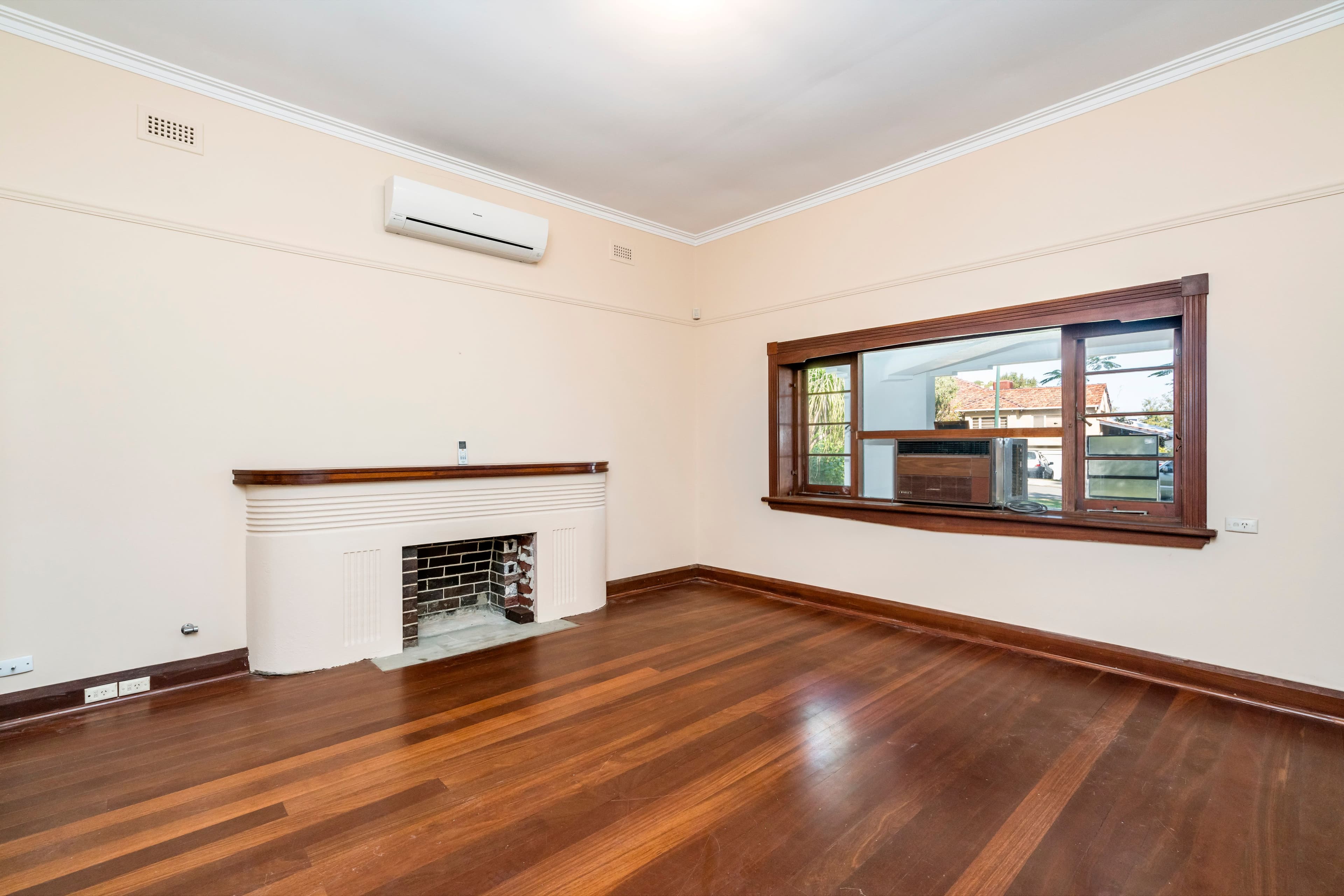 105 Melvista Avenue, Nedlands WA 6009, Nedlands - Thumbnail 5
