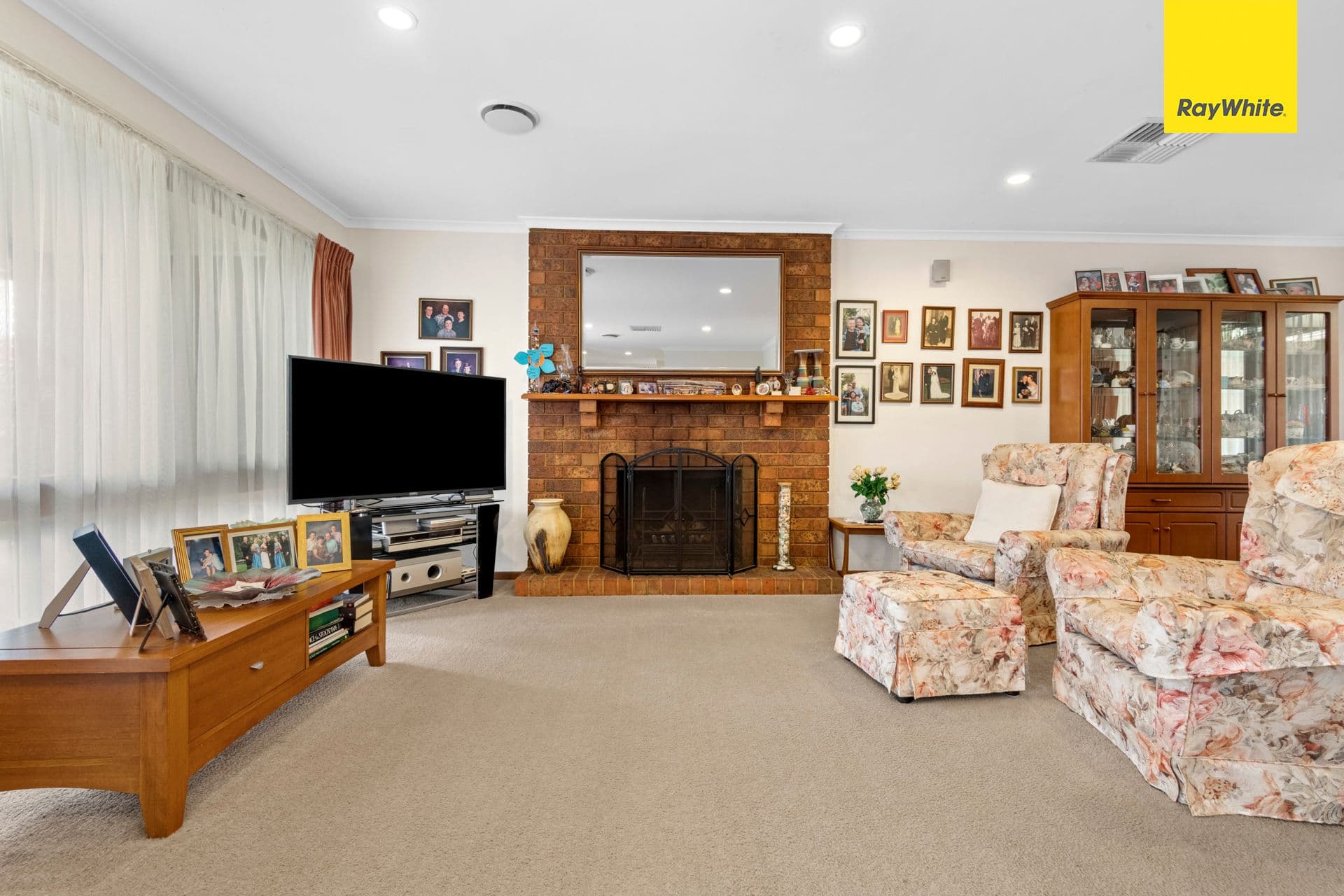 8 Homestead Close, Melton West VIC 3337, Melton West - Thumbnail 4