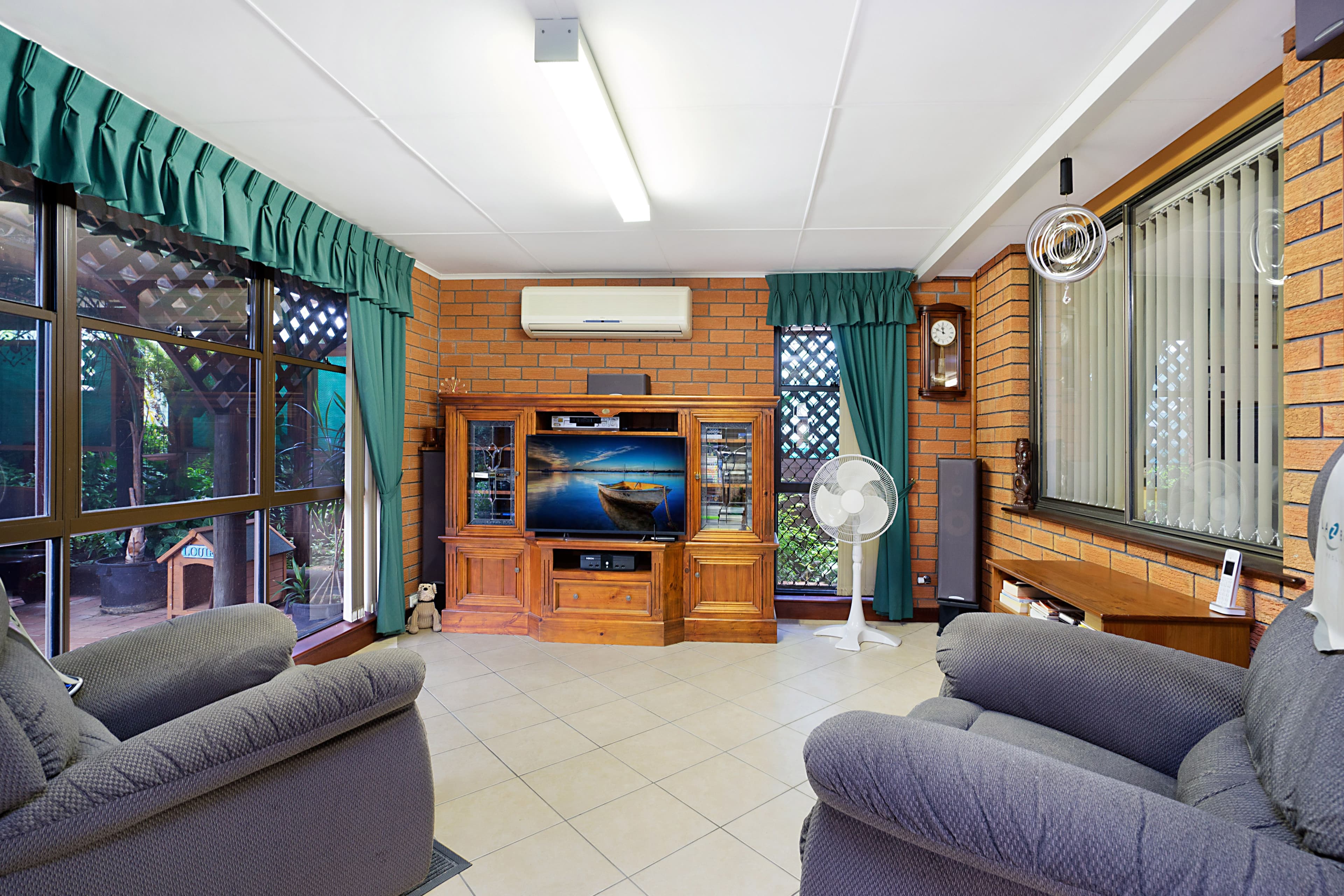 4 Osborn Close, Thornton - Thumbnail 5