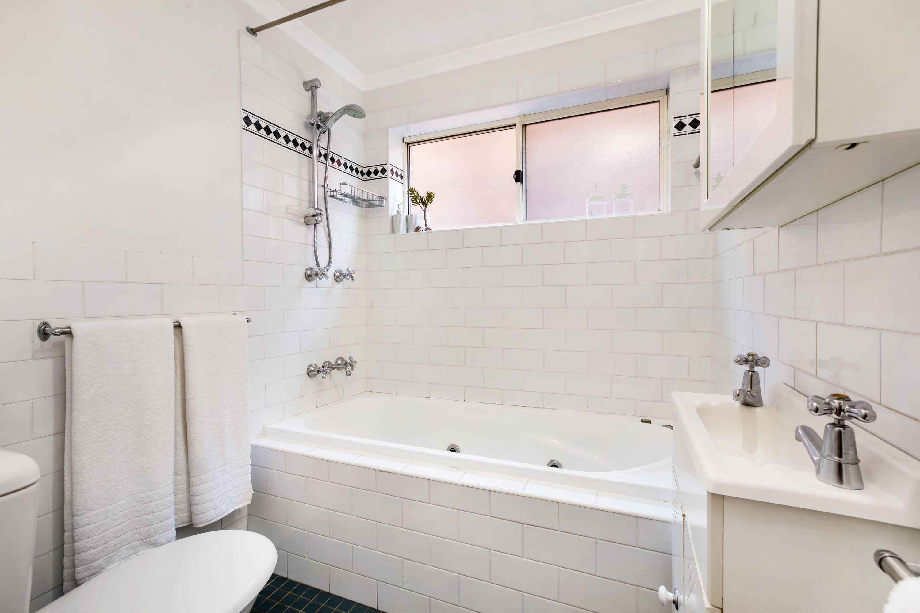 17 Gears Avenue, Drummoyne - Thumbnail 8
