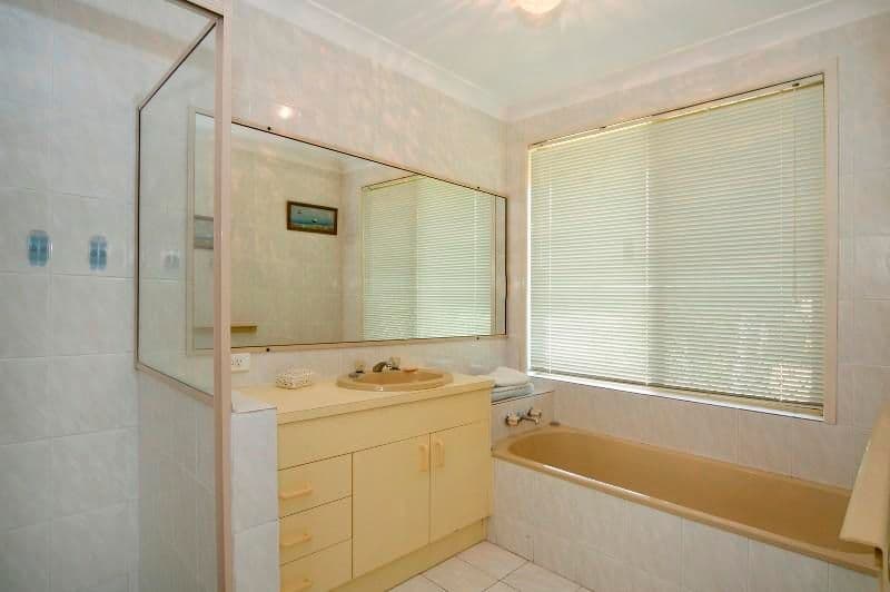 6 Koala Court, LITTLE MOUNTAIN QLD 4551, Little Mountain - Thumbnail 8