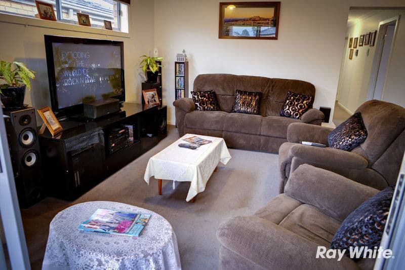 52 Algerd Way, PAKENHAM VIC 3810, Pakenham - Thumbnail 3