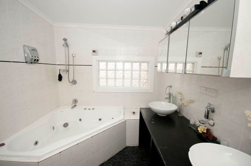 12 Alawoona Avenue, MITCHELL PARK SA 5043, Mitchell Park - Thumbnail 4