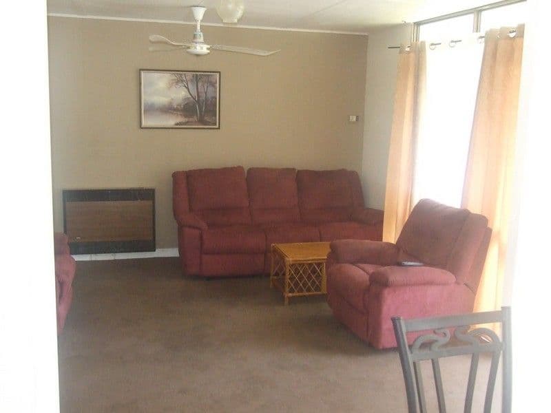 11 South Street, CROWS NEST QLD 4355, Crows Nest - Thumbnail 7