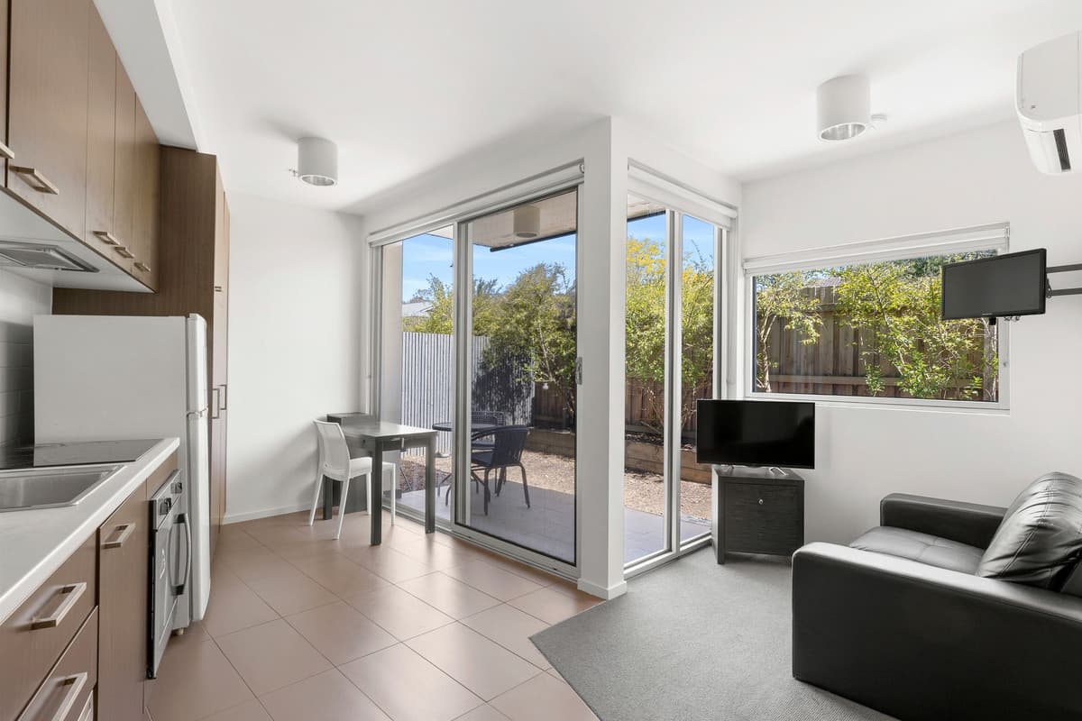 1 / 4 Ficinia Mews, HIGHTON VIC 3216, Highton - Thumbnail 2