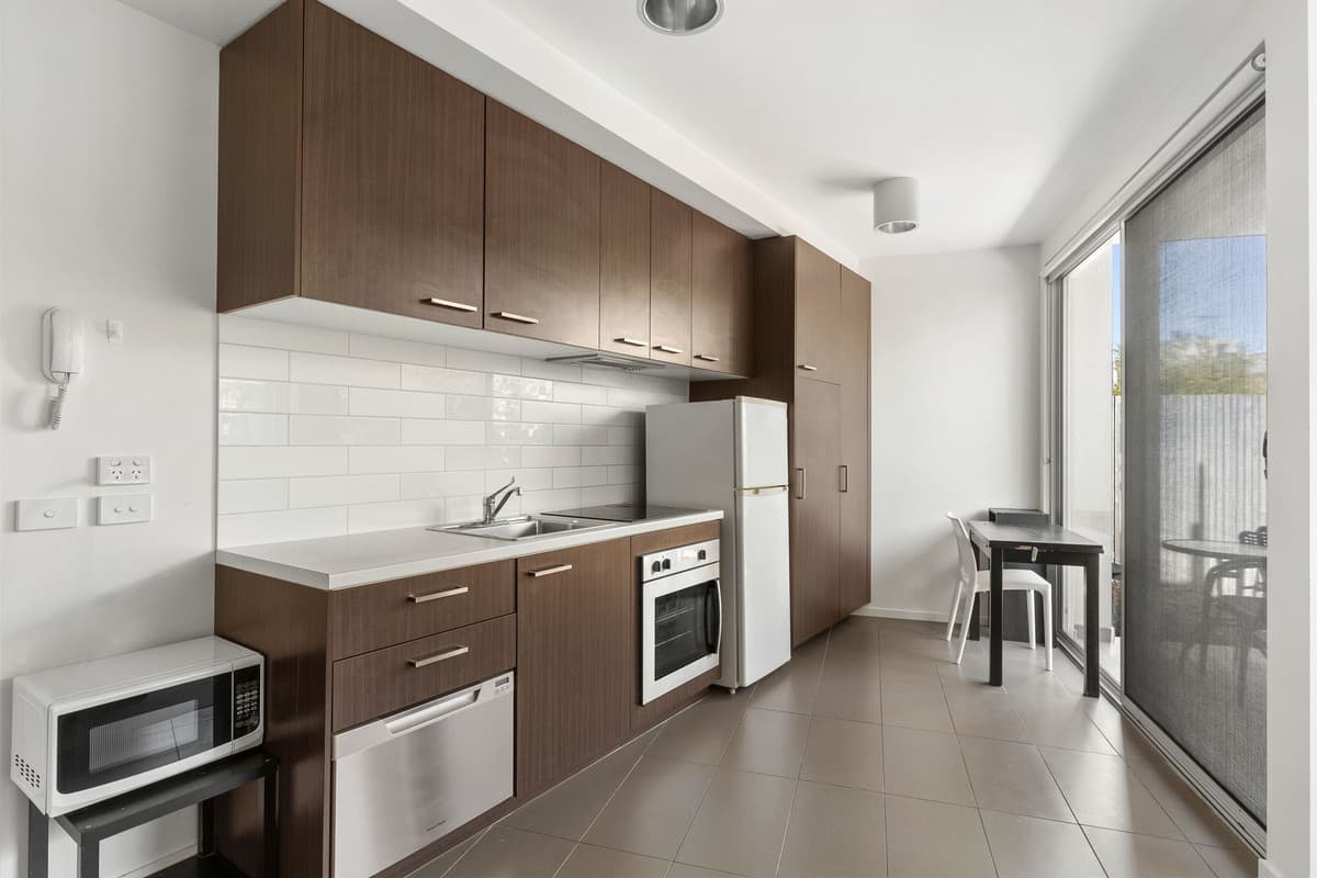 1 / 4 Ficinia Mews, HIGHTON VIC 3216, Highton - Thumbnail 3