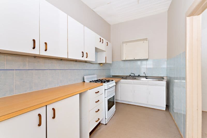 224 Albany Road, Petersham - Thumbnail 4