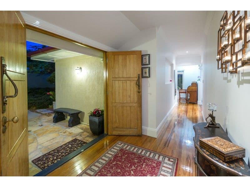 52 Davies Road, Ashgrove QLD 4060, Ashgrove - Thumbnail 4