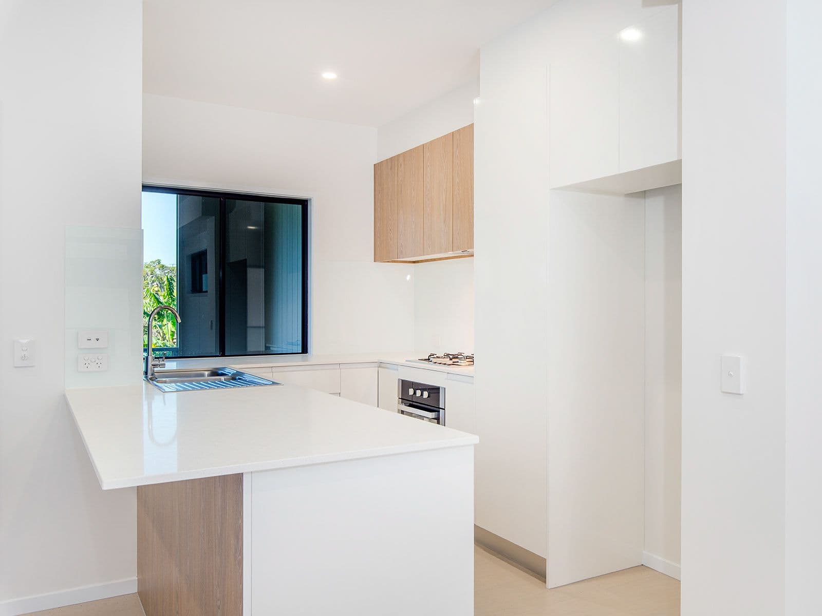 7 Whitley Street, Mount Gravatt East QLD 4122, Mount Gravatt East - Thumbnail 2
