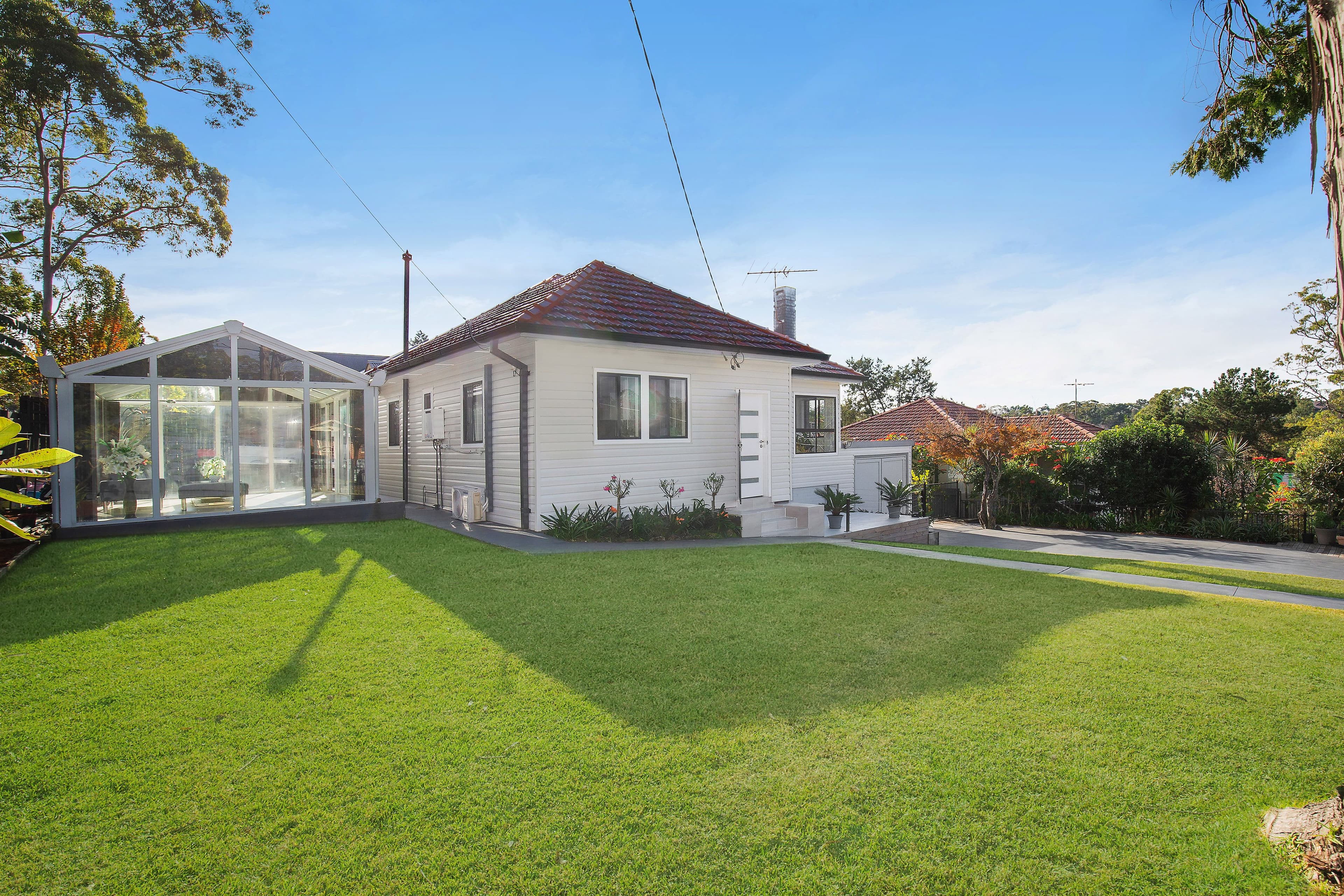 1 Lochville Street, Wahroonga NSW 2076, Wahroonga - Thumbnail 2