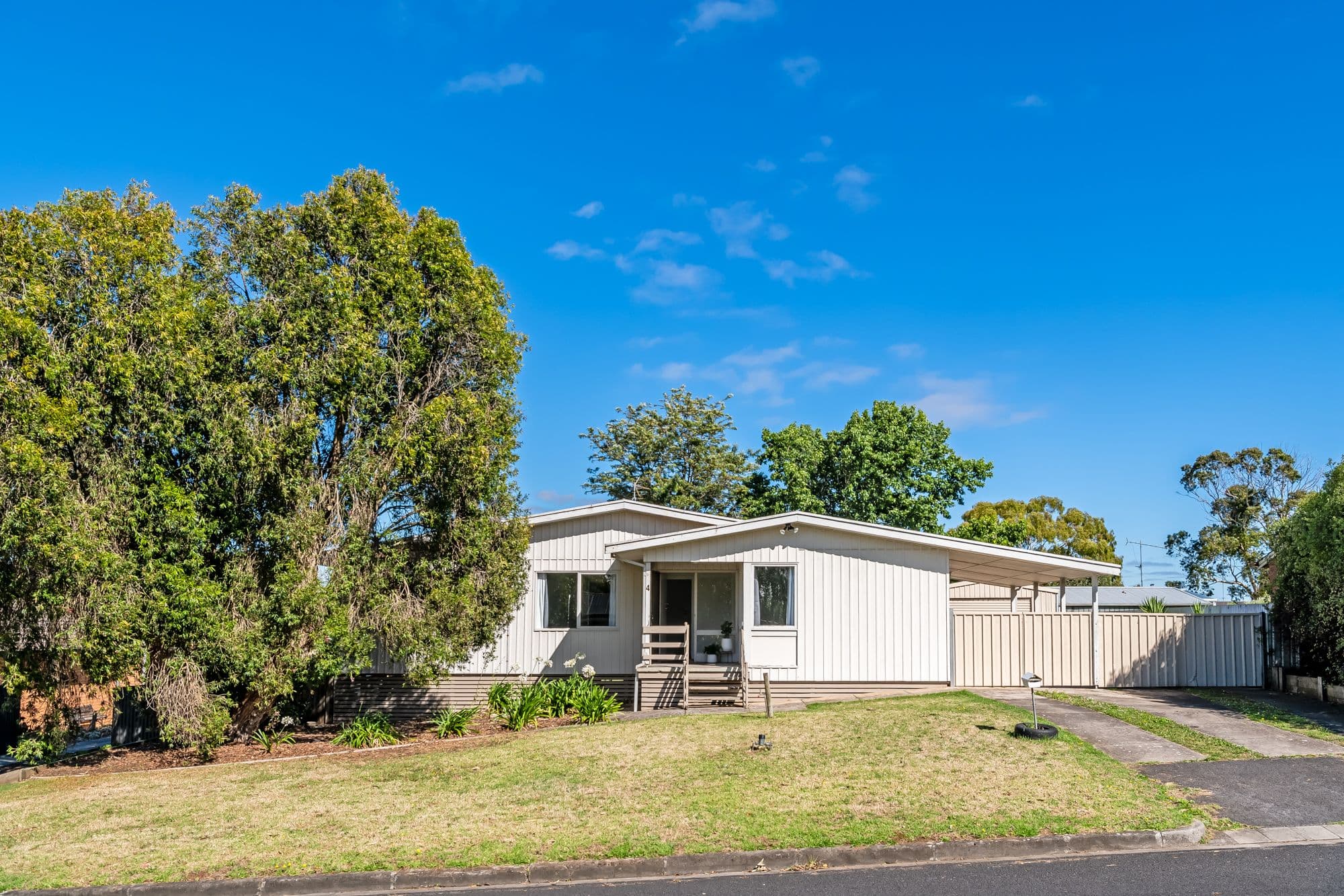 4 Maroonga Crescent, Mount Gambier SA 5290, Mount Gambier - Image 1