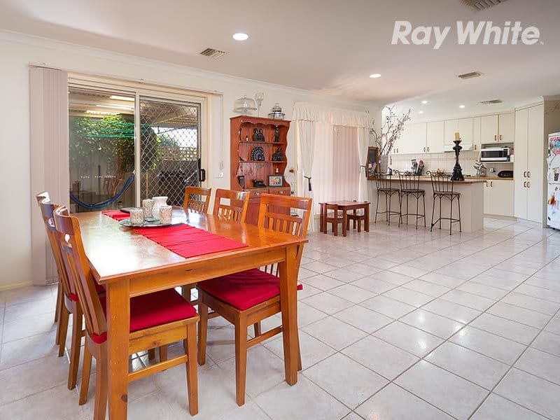 10 Osprey Circuit, WODONGA VIC 3690, West Wodonga - Thumbnail 2