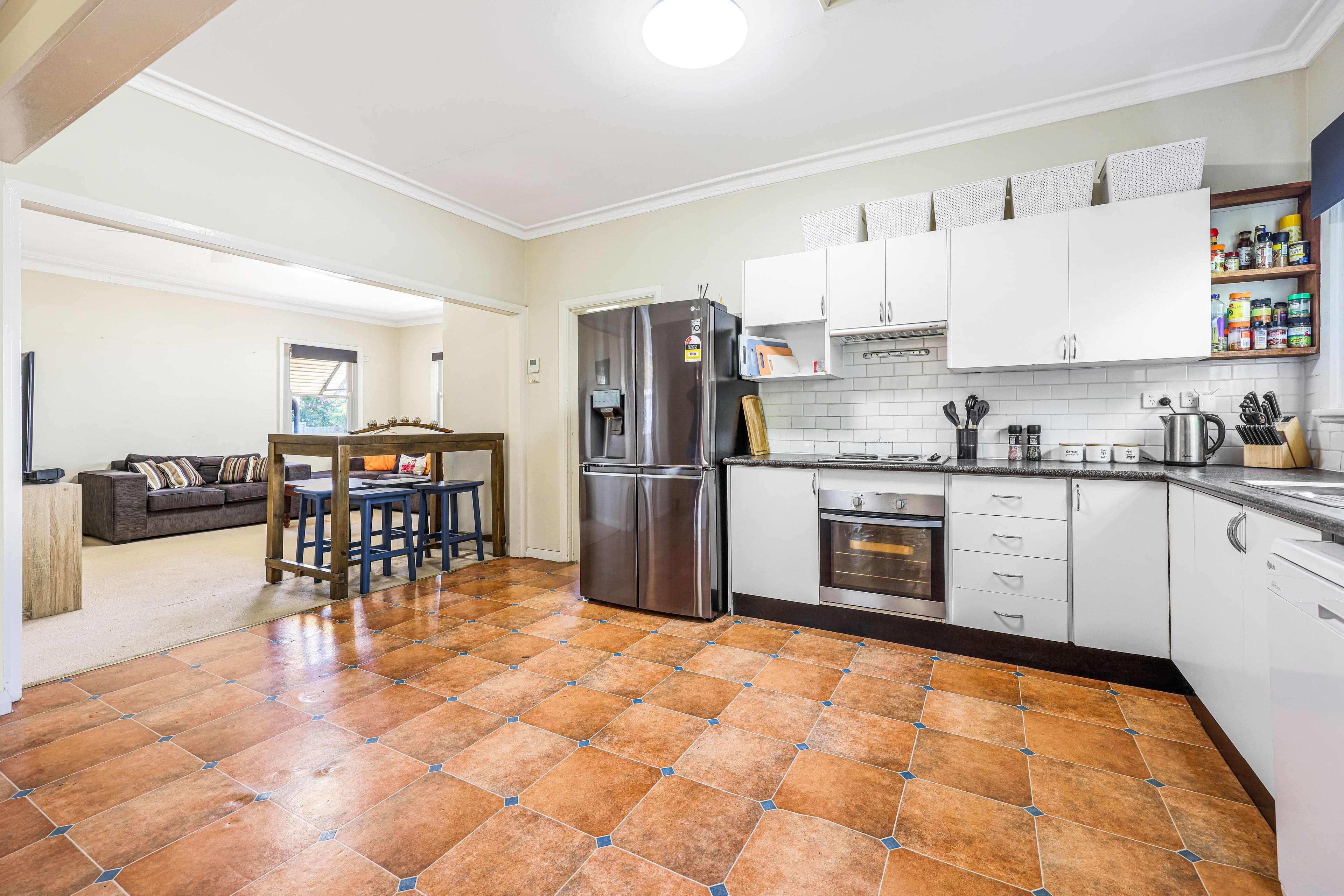 12 Patterson Street, Tamworth NSW 2340, North Tamworth - Thumbnail 3