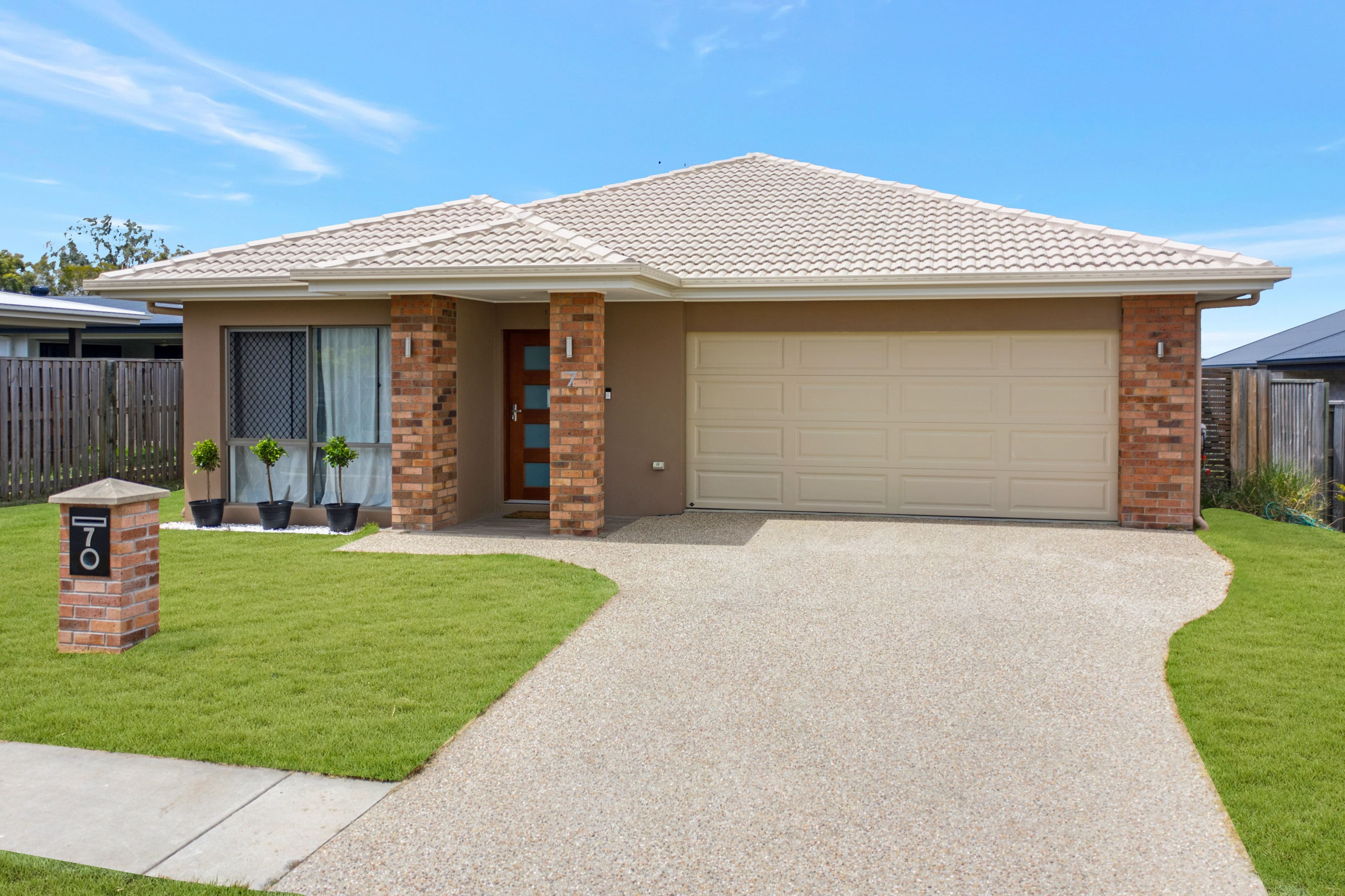 7 Embleton Road, Park Ridge QLD 4125, Park Ridge - Image 1
