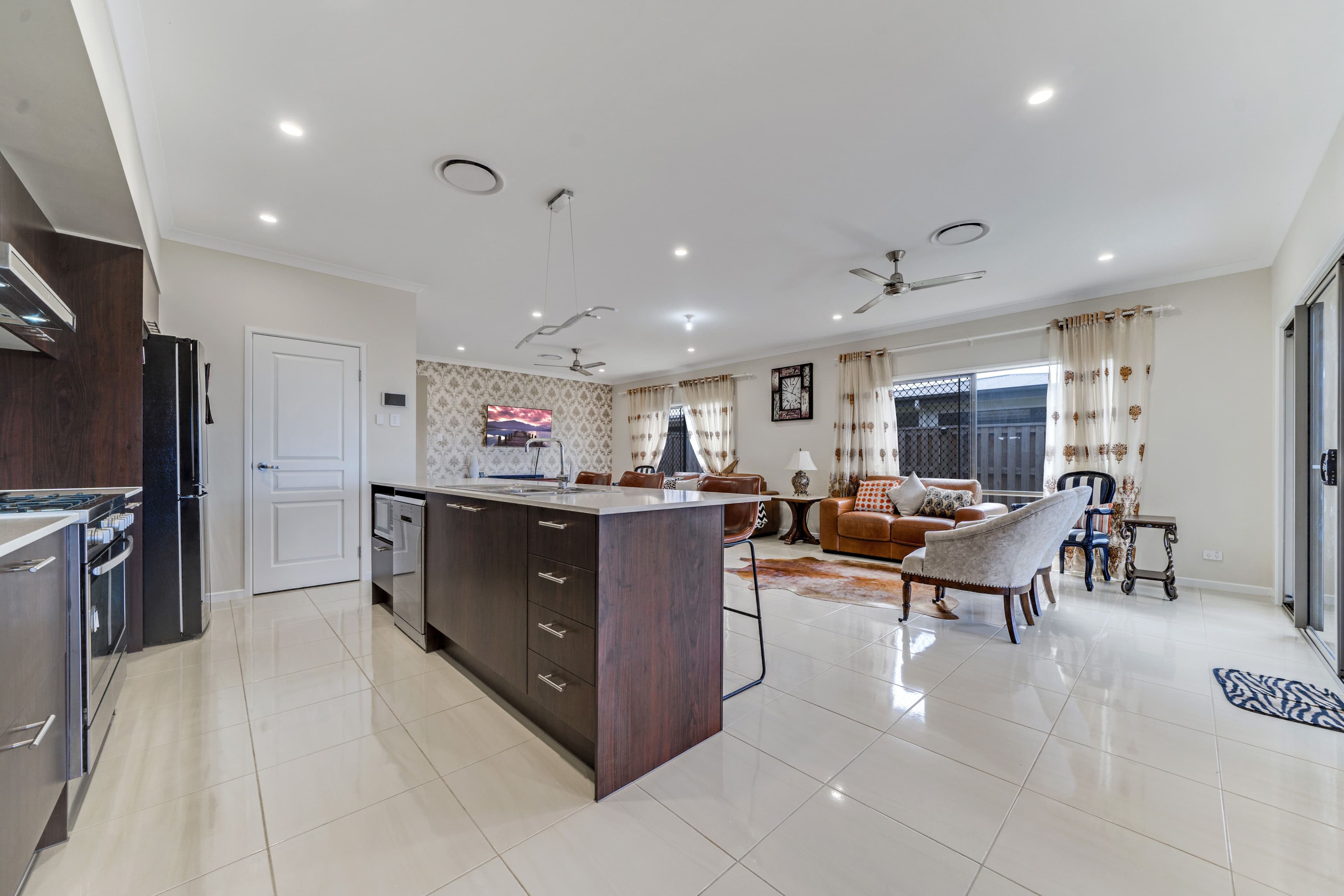 7 Embleton Road, Park Ridge QLD 4125, Park Ridge - Thumbnail 6